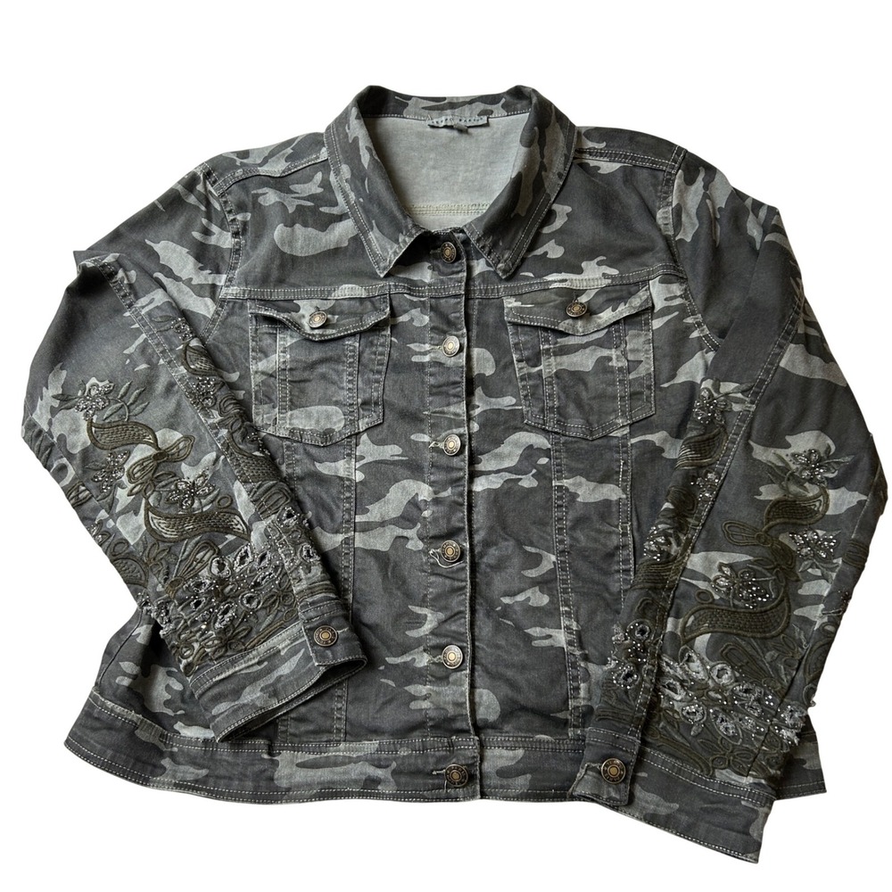 Tempo Paris Camo Denim Jacket L Grey Embroidered Beaded Excellent‎